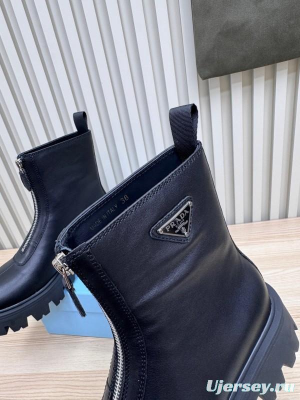 Prada Unisex Martin Boots 2025 SS Collection - LY00340