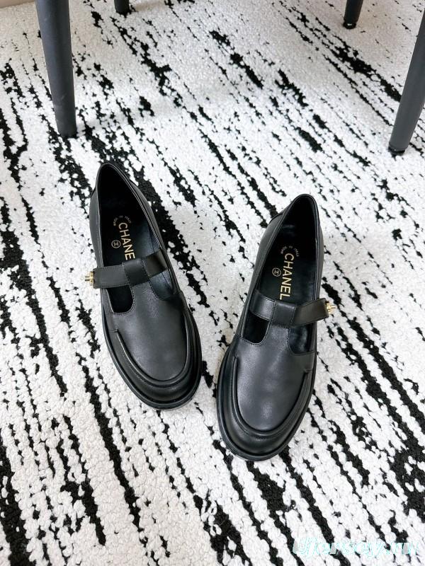 Chanel 2025 SS Loafers Classic Elegant Design - KFY00320