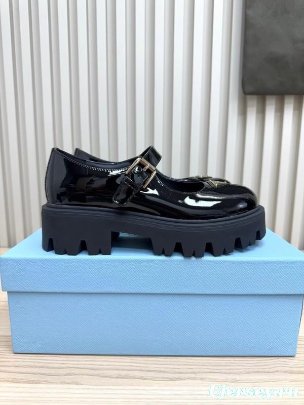 Prada 2025 SS Platform Mary Jane Shoes - LY00300
