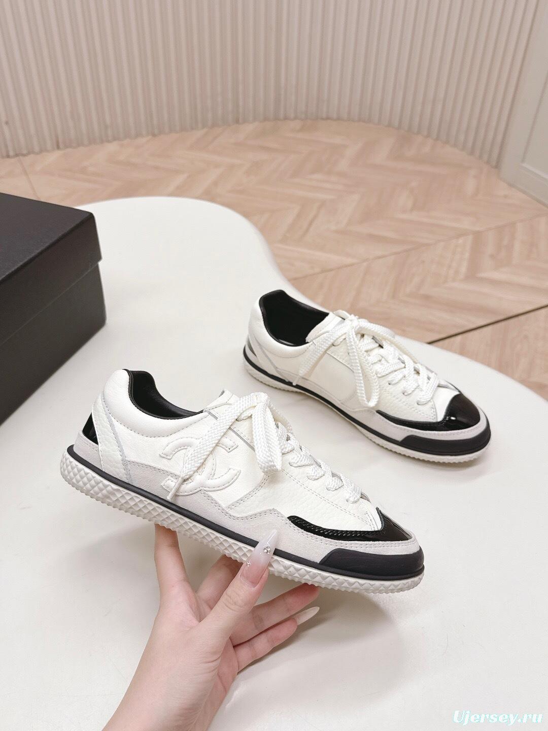 Chanel 2025 SS Casual Sneakers Training Shoes - LY00300