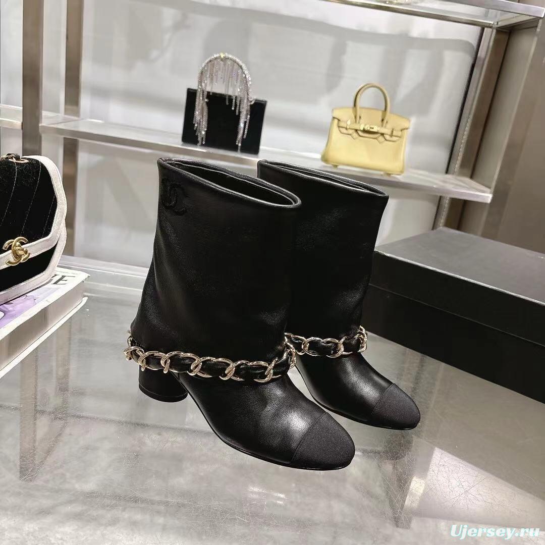 Chanel 2025/SS Chain Accent Block Heel Boots - LY00410