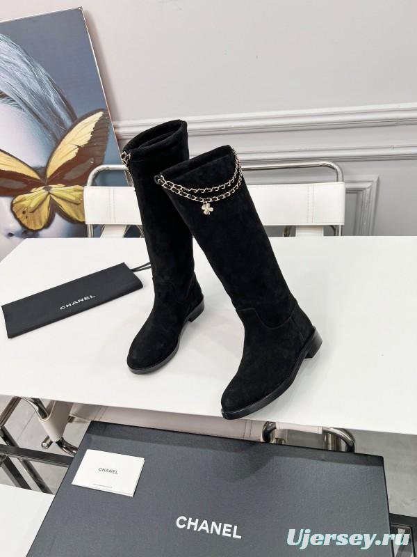 Chanel 2025 SS Quilted Leather Chain CC Logo Flat Ankle Boots - LY00510