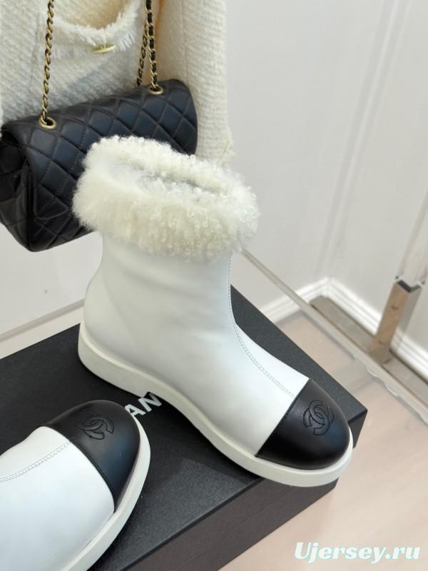 Chanel 25K Series Two-Tone CC Fur Snow Boots - KFY00300