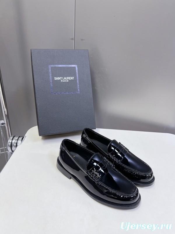 Saint Laurent Classic Loafer Flats - KFY00350