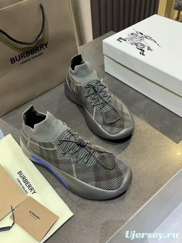 Burberry 2025 SS Italian-Made Sneakers - KFY00280