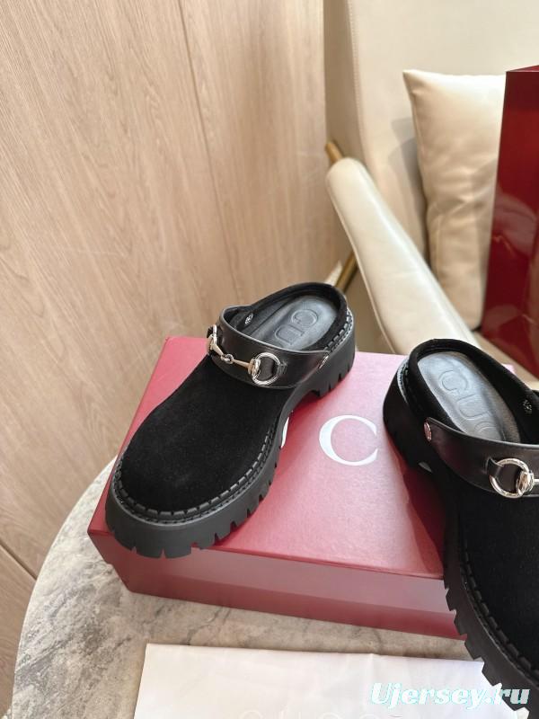 Gucci Women's Mule Shoes with Horsebit Detail - LY00300