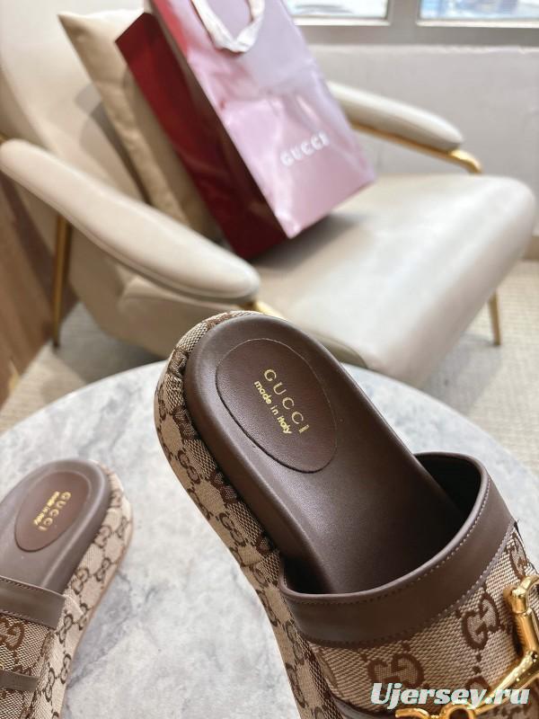 Gucci 2025/SS Women's Sandals with Iconic Horsebit Detail and Gold Hardware - LY00270