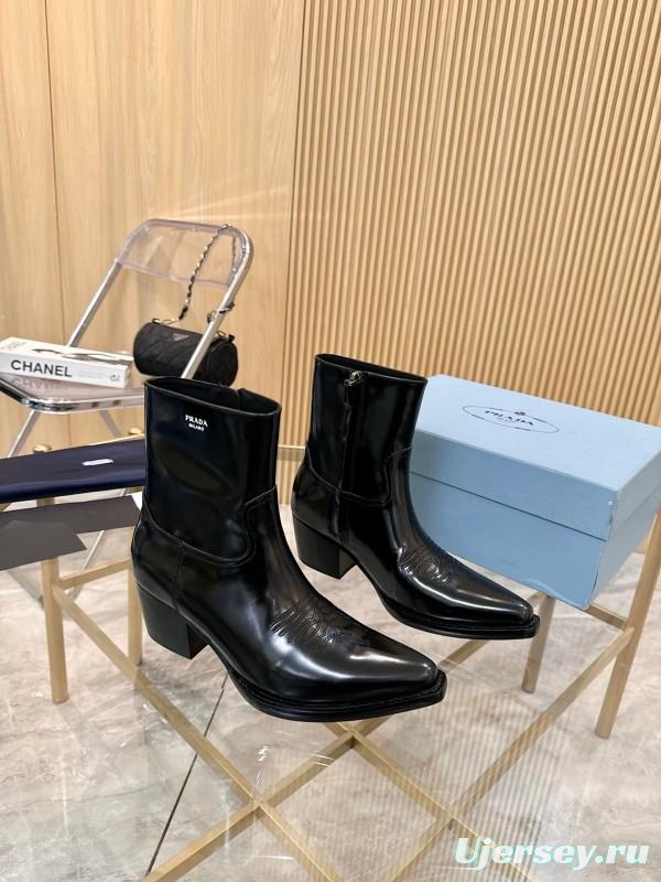 Prada Classic Pointed Toe Boots - L Y00330