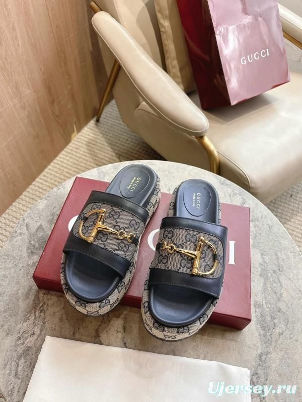 Gucci 8356-8 Women's Sandals with Horsebit Detail and Gold Hardware