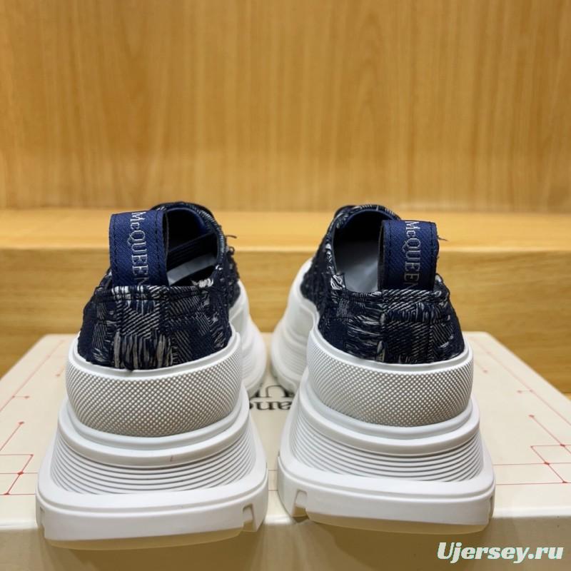 Alexander McQueen Spring Summer 2025 Premium Platform Sneakers - AS00300