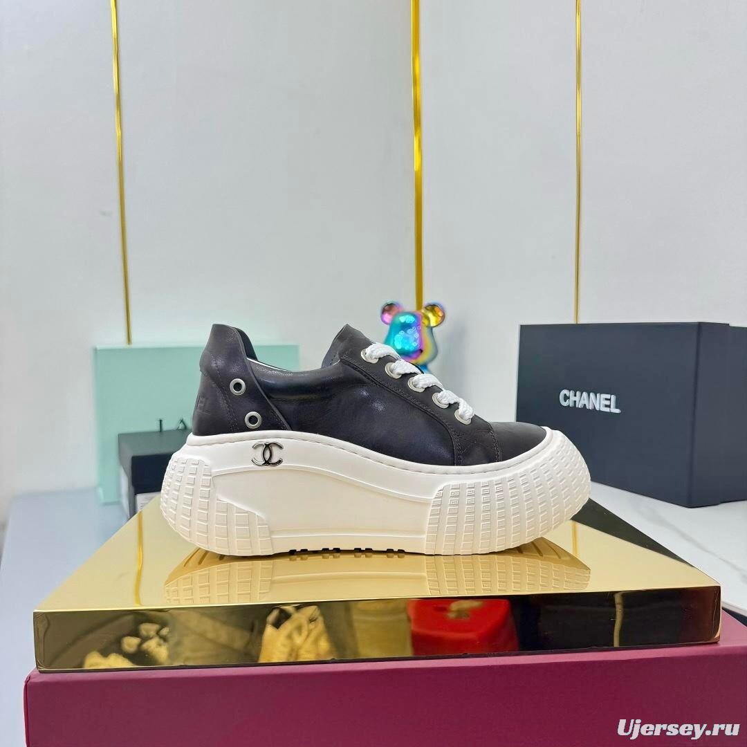 Chanel 2025 SS Panda Loafers Fashion Sneakers - LY00330