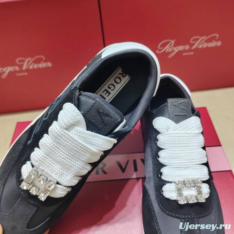 Roger Vivier SS25 Casual Trainer Sneakers - L Y00300