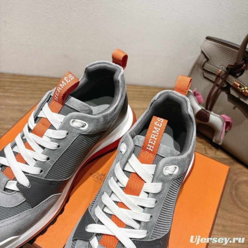 H Boots Classic Chelsea Boots with British Color Block Design - AS00410