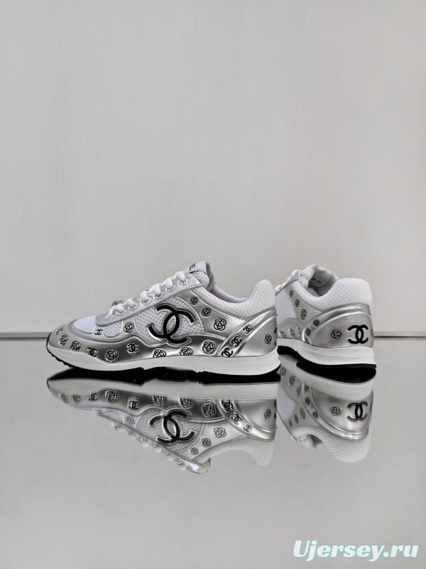 Chanel 2025 SS Limited Edition Silver Horn King 2nd Generation Unisex Sneakers - KFY00340