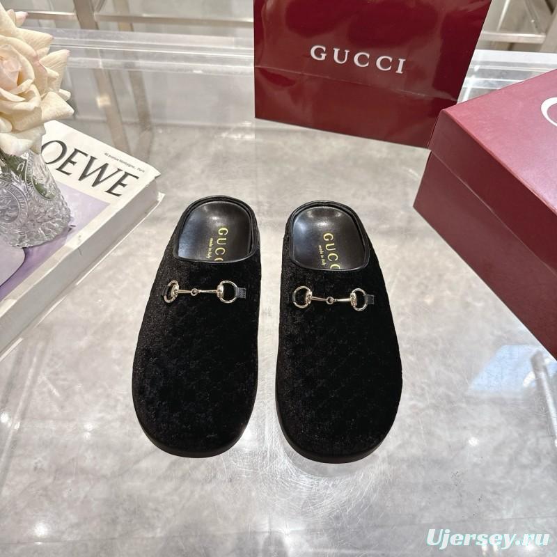 Gucci Women's Mule Shoes Velvet with Horsebit - LY00240