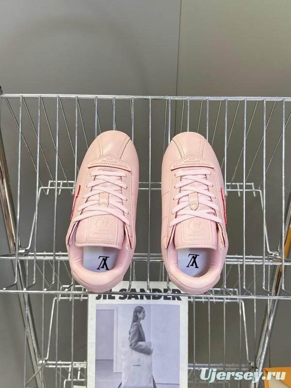 Louis Vuitton 2025 SS Pharrell Williams Collaboration Thick Sole Sneakers Retro Running Shoes - KFY00380