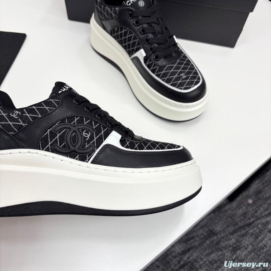 Chanel 2025 SS Panda Casual Sneakers - LY00340
