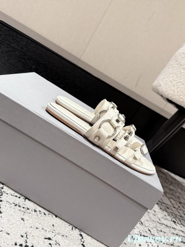 Balenciaga Cagole Metal Studded Sandals Series - KFY00260