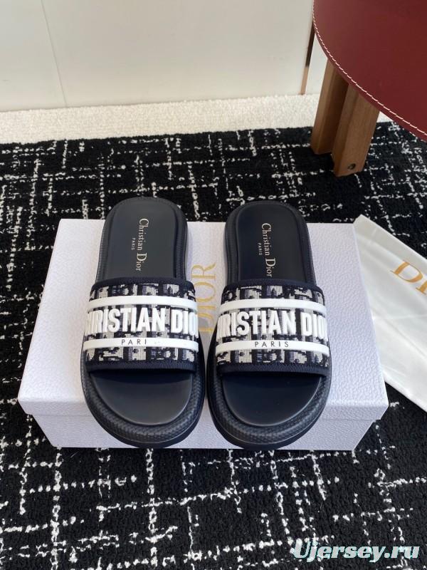 Dior Spring Summer 2025 Latest Ultra-Light Foam Sole Beach Sandals - KFY00260