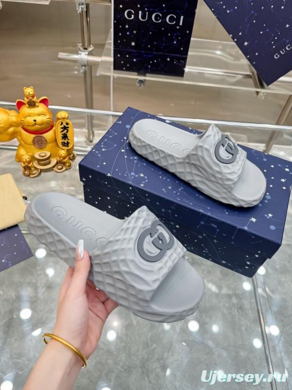 Gucci Lido Interlocking G Textured Rubber Sandals for Men - AS00170