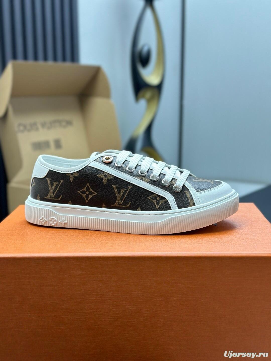 Louis Vuitton Time Out Series Animal Print Casual White Sneakers - AS00260