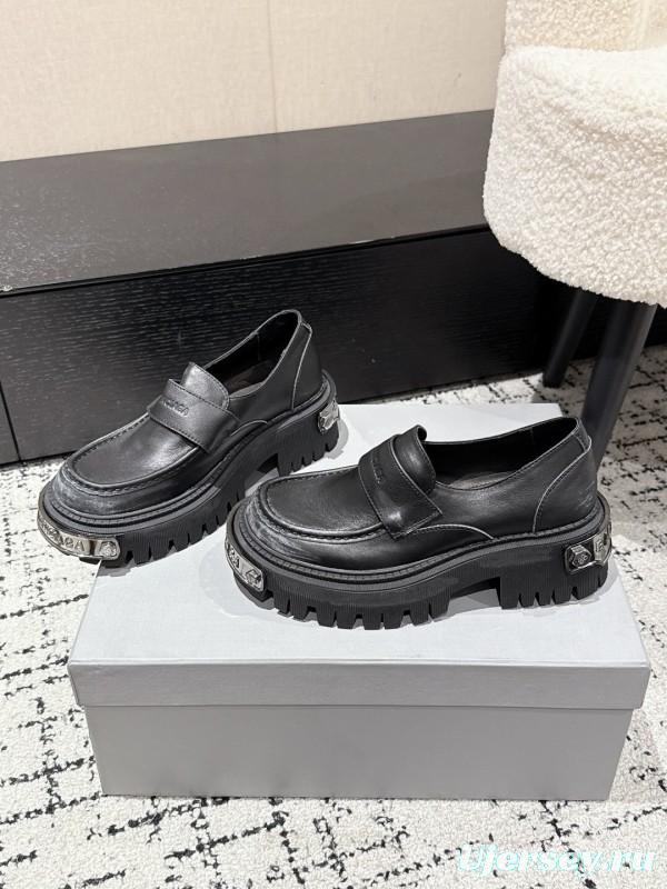 Balenciaga 2025 SS Loafers with Retro Design and Lightweight TPU Sole - KFY00320