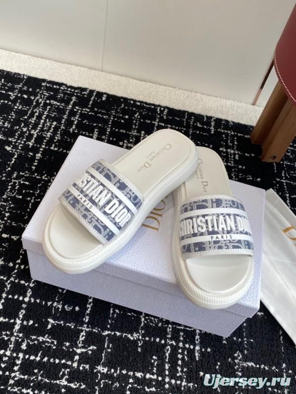 Dior Spring Summer 2025 Latest Ultra-Light Foam Sole Beach Sandals - KFY00260