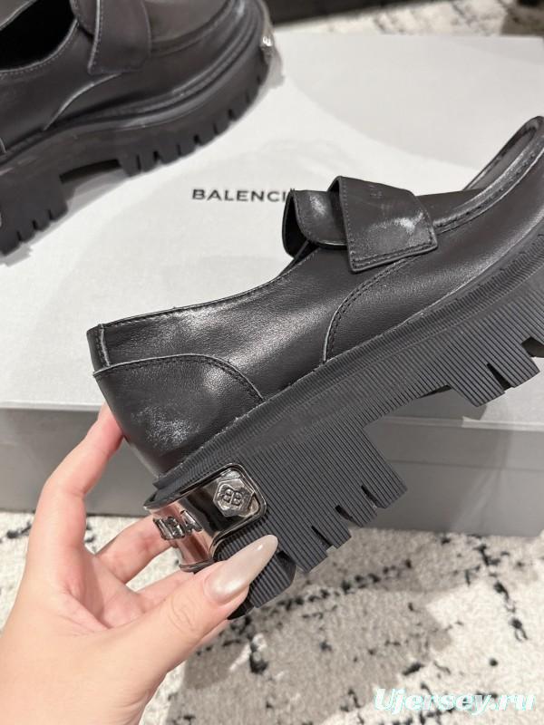 Balenciaga 2025 SS Loafers with Retro Design and Lightweight TPU Sole - KFY00320