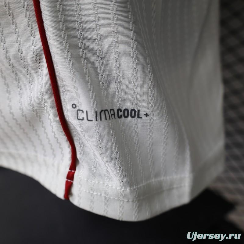 Player Version 26/27 Liverpool FC Off-White with Gold Crest  Special Edition Away Jersey