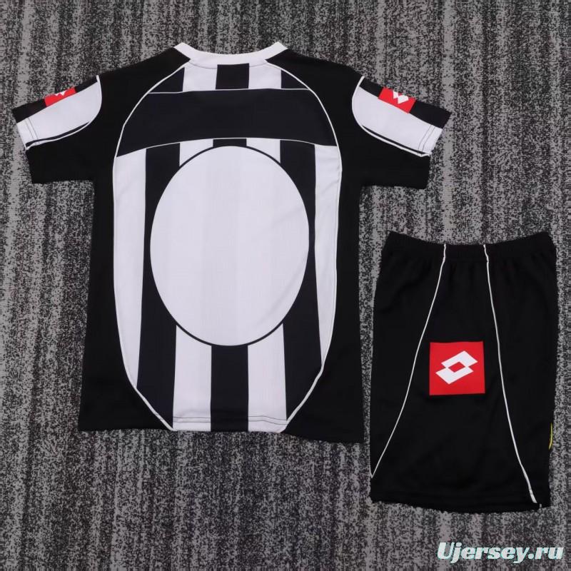 Retro Kids 02/03 Juventus Black White Home Jersey