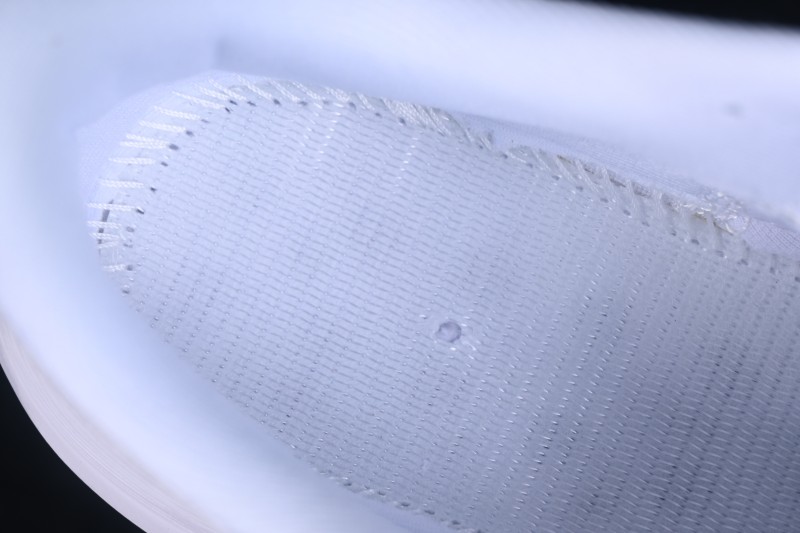 Nike Journey Run Cushioned Low-Top Running Shoes with Traction and Wear Resistance - DF5918-100