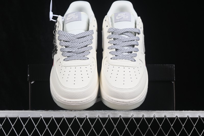 Nike Air Force 1 '07 Low Collaboration Skateboarding Shoes with Full-Length Air Cushion - DN9688-106