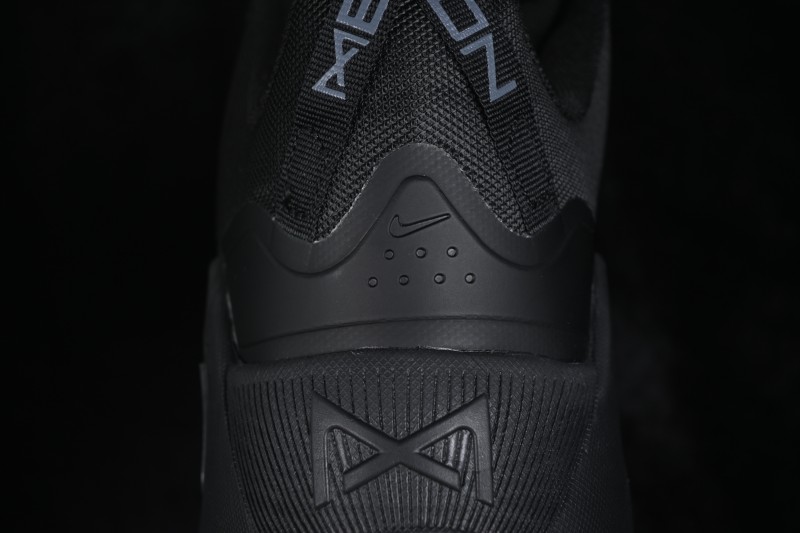Nike Free Metcon 7 Breathable Mesh Lace-Up Trainers with Cushioned Sole - II7406-001