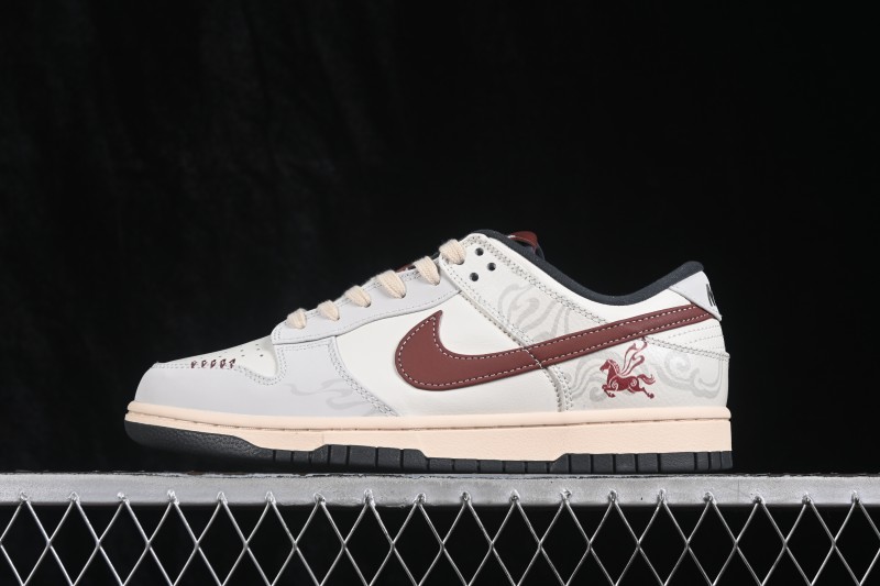 Nike SB Dunk Low Skateboarding Shoes with Cushioned Collar - IM6670-202