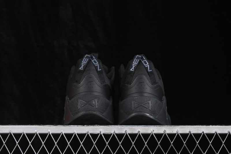 Nike Free Metcon 7 Breathable Mesh Lace-Up Trainers with Cushioned Sole - II7406-001