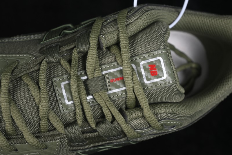 New Balance 1906 Series Retro Running Shoes with Breathable Mesh and T-Beam Support - U1906ROG