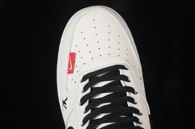 Nike Air Force 1 '07 Low Casual Sneakers with Full-Length Air Cushion - DN1688-815