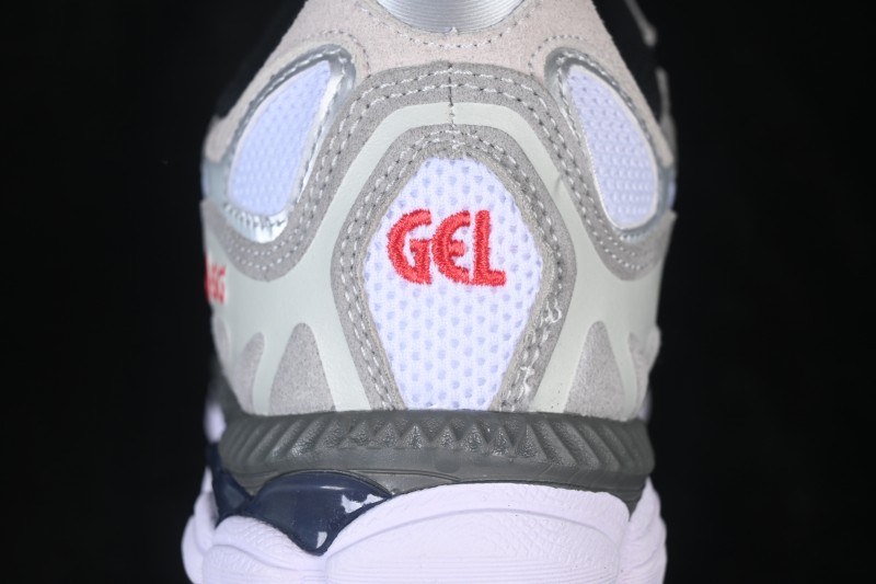 Asics Gel-Kayano Retro Running Shoes with Breathable Suede and Mesh Upper - 1201A789-102