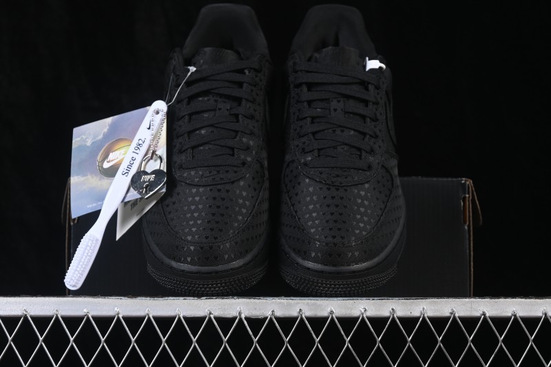 Nike Air Force 1 '07 Low Classic Basketball Shoes with Full-Length Air Cushioning - IQ9965-001