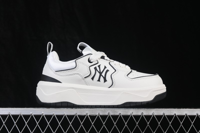 New York MLB Chunky Curve Runner Enamel New York Yankees Thick Sole Casual Running Shoes - 3ASXM096N50WHS
