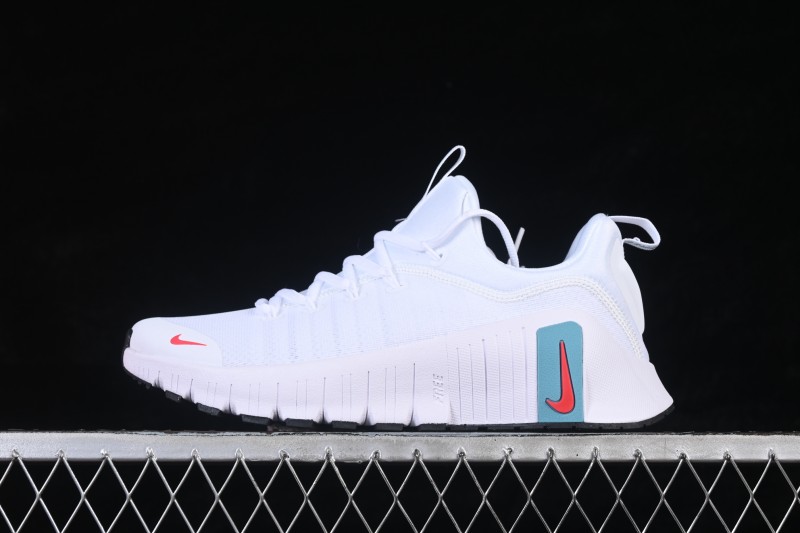 Nike Free Metcon 6 Training Shoes with Breathable Mesh Upper and Flexible Cushioning - FJ7126-102