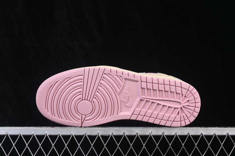Nike Travis Scott x Air Jordan 1 Low OG Retro Sneakers with Reverse Swoosh Design - DM7866-600