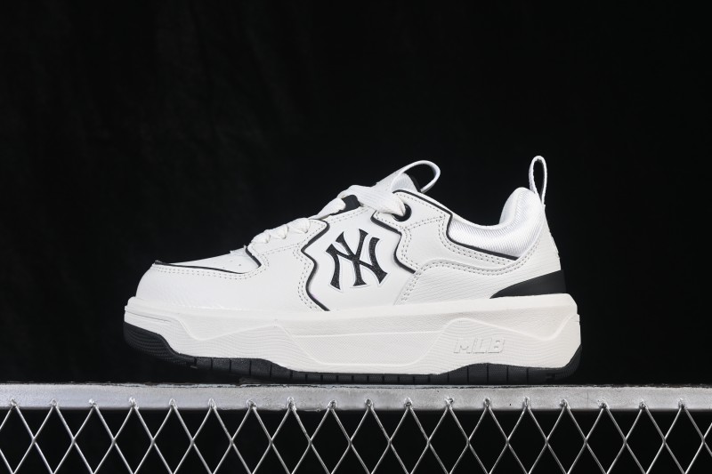 New York MLB Chunky Curve Runner Enamel New York Yankees Thick Sole Casual Running Shoes - 3ASXM096N50WHS