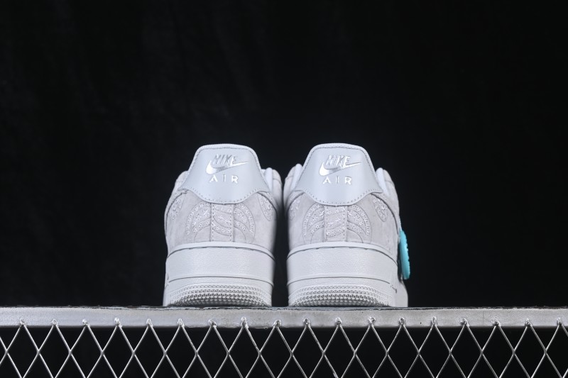 Nike Air Force 1 '07 Low Basketball Shoes with Full-Length Air Cushion - IO1259-002