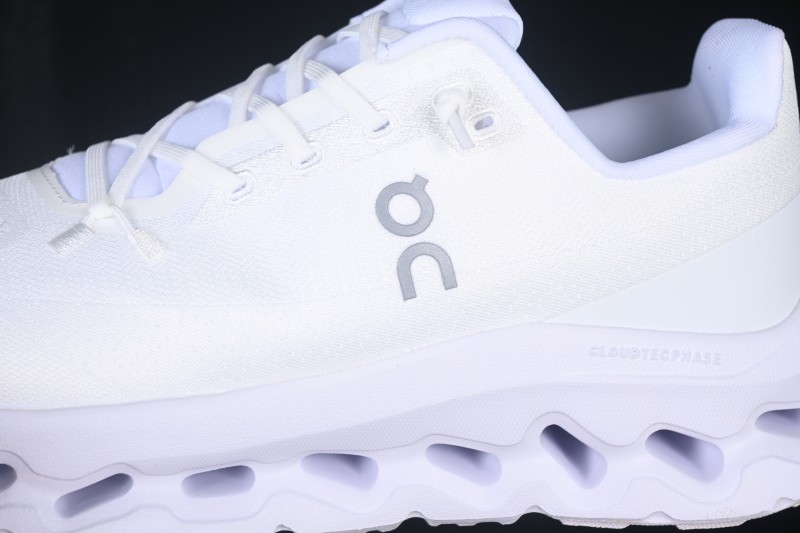 On Cloudtilt Lightweight Cushioned Low-Top Urban Commute Running Shoes - White White
