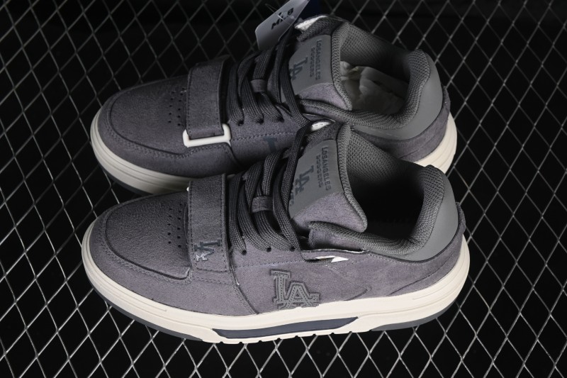New York MLB Chunky Liner Mid Hairy Running Shoes with Elevated Sole - 3ASXH015N07GRL
