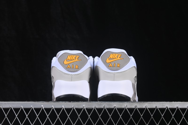 Nike Air Max 90 Retro Running Shoes with Visible Air Cushioning - DM0029-119