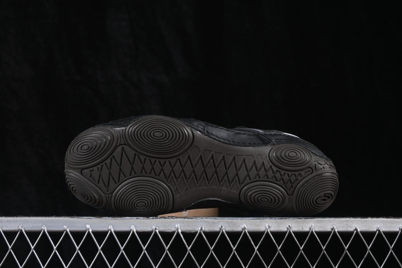 Adidas C Classic Lifestyle Sneakers with Durable Vulcanized Sole - 1203A879-021