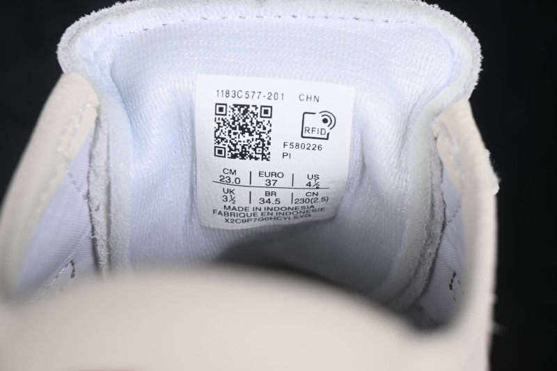 Adidas CSC3 Running Shoes with Advanced Traction Design - 1183C577-201