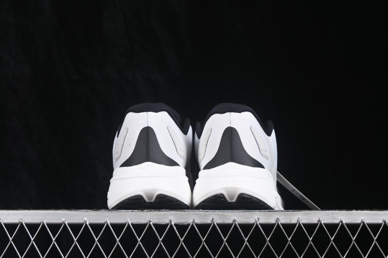 Fila Nuvole 4 Run Running Shoes with Lightweight Cushioning and Breathable Mesh - A12M621103FBB